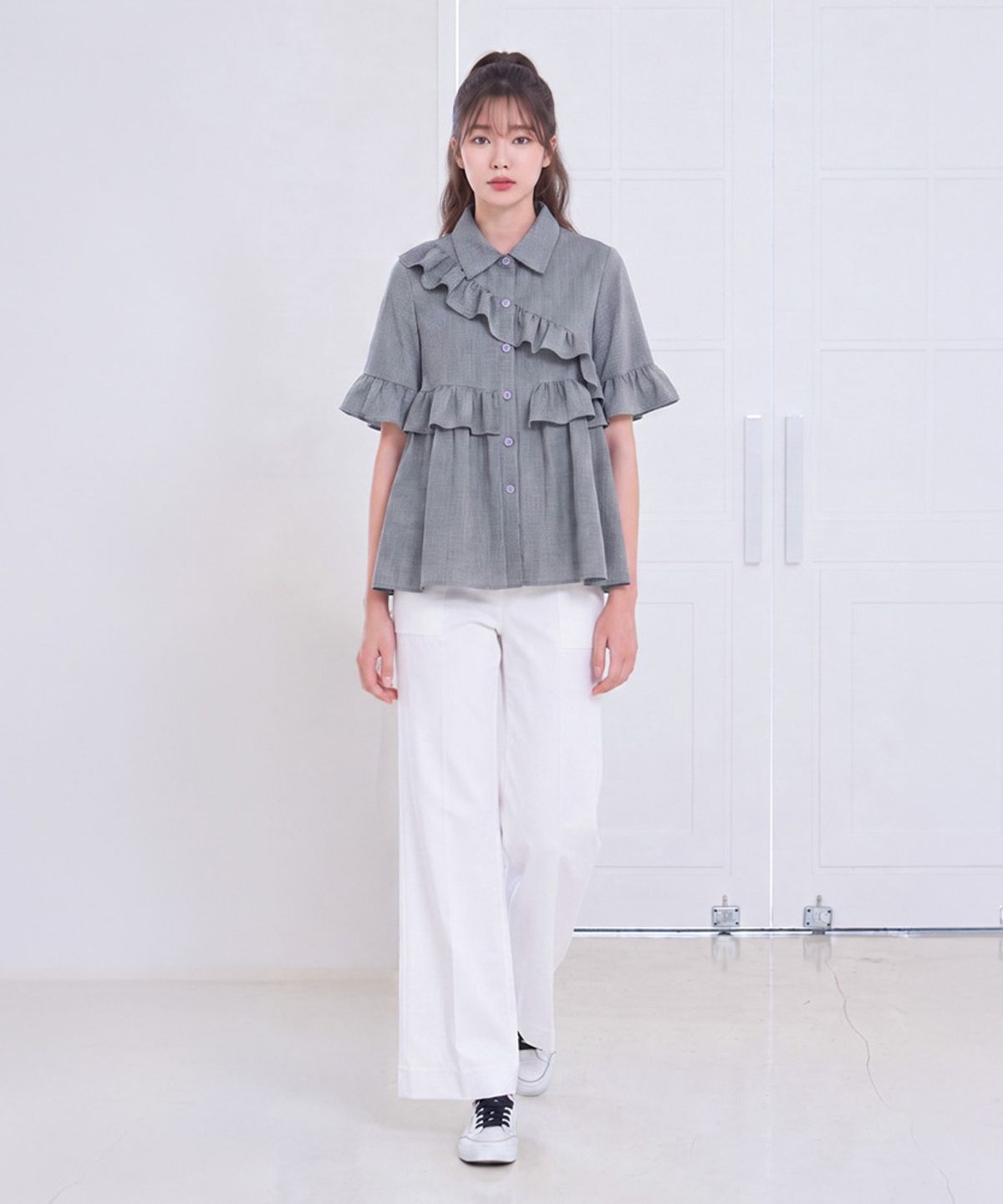 엘바이엘(LBYL) 블랙 체크 프릴 퍼플 버튼 블라우스 셔츠