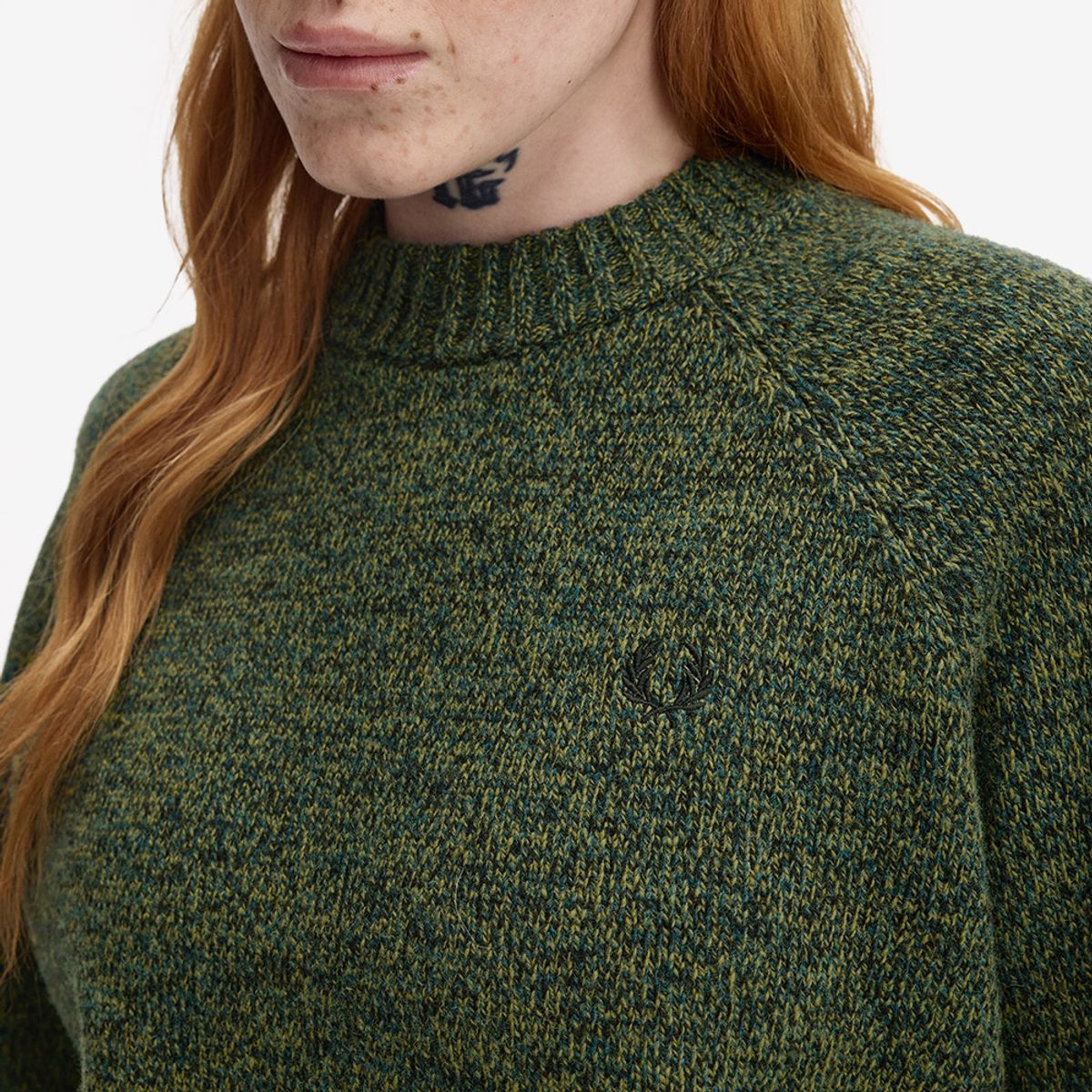 프레드페리(FRED PERRY) [Womens] 트위스트 말 모크 넥 니트 - 테니스볼 옐로우/다크페트롤/블랙 AFPF2531133-72A