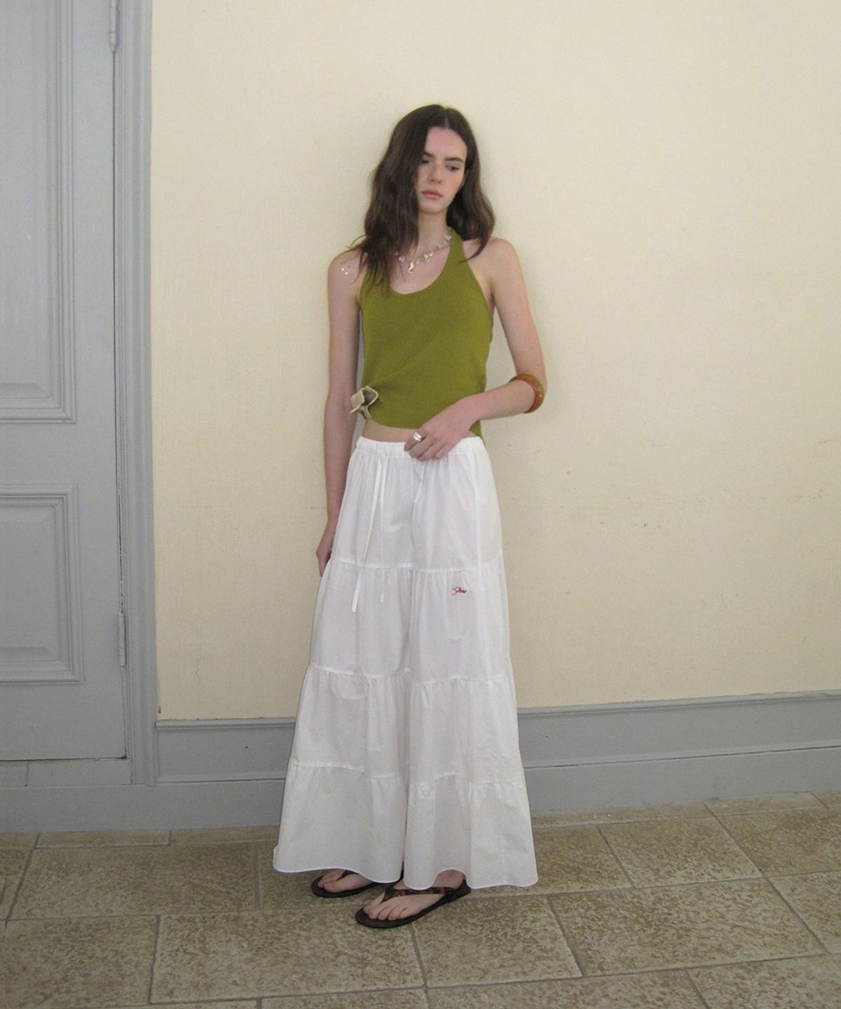 어패럴아카이브(APPAREL ARCHIVE) Ecru halter layered sleeveless - Olive