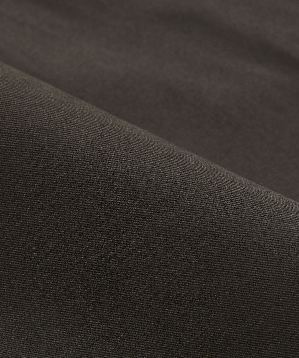 페플리(PEPLEE) Back Flap Curved Capri Pants (Charcoal)
