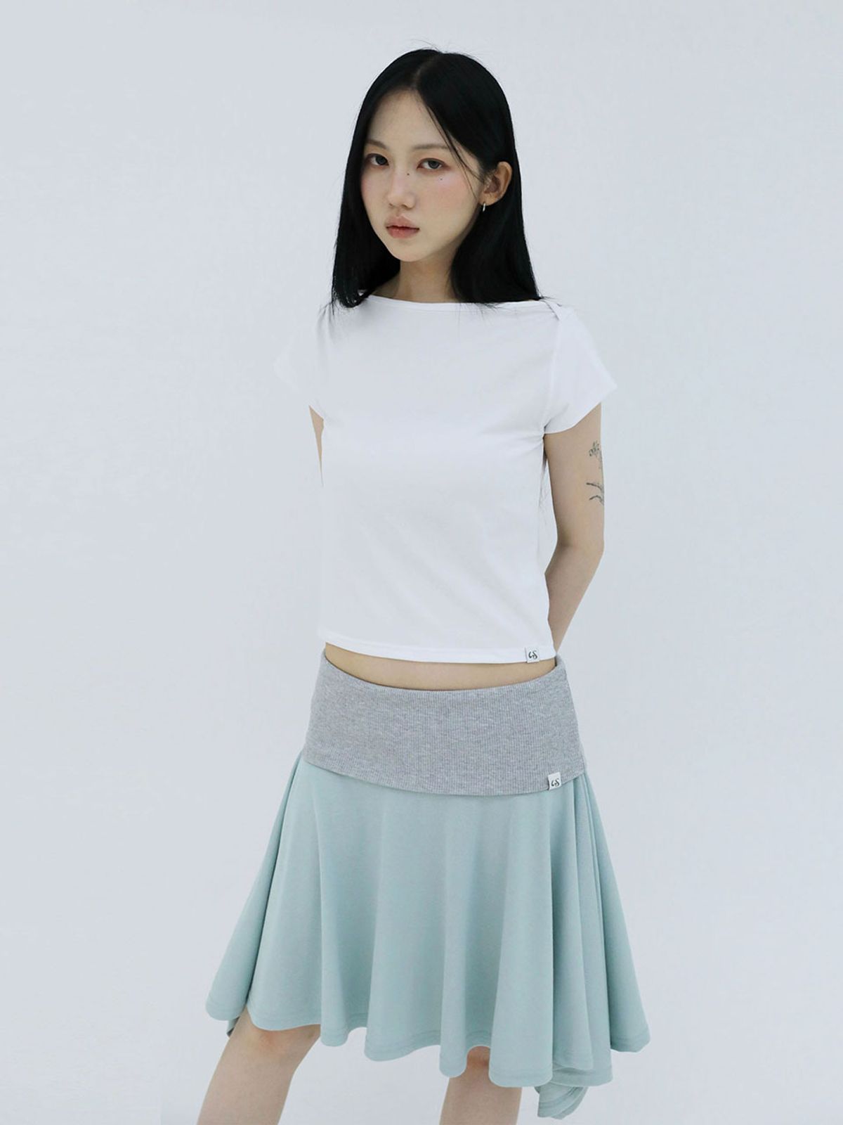 어글리쉐도우(UGLYSHADOW) 소프트 콘트라스트 플레어 스커트(민트)