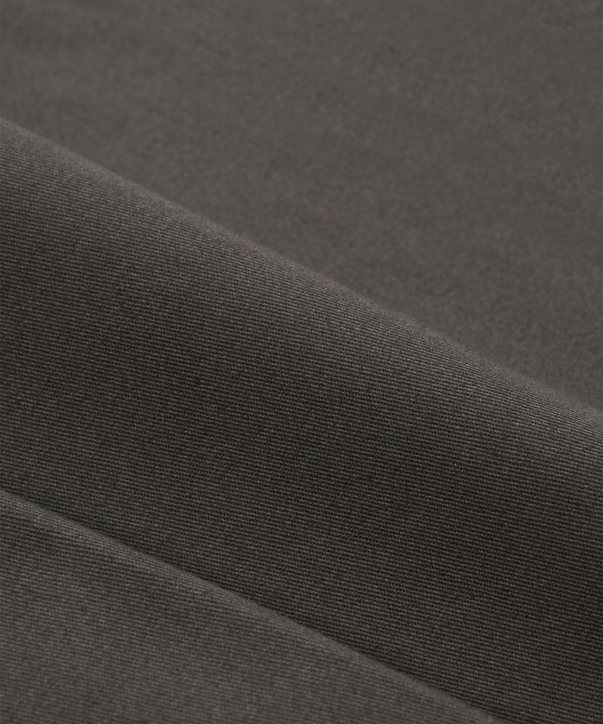 페플리(PEPLEE) Pleats Button Wrap Skirt (Charcoal)