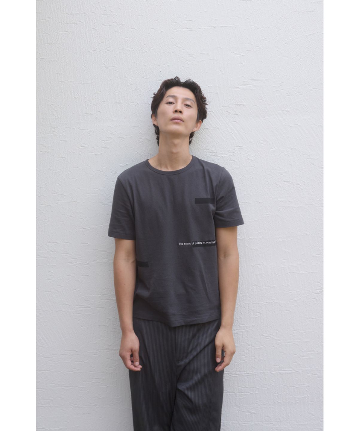 해칭룸(HATCHINGROOM) Paradox Tee Charcoal