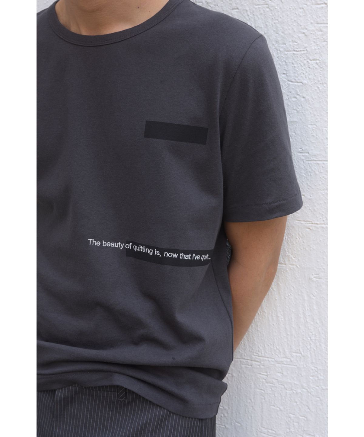 해칭룸(HATCHINGROOM) Paradox Tee Charcoal