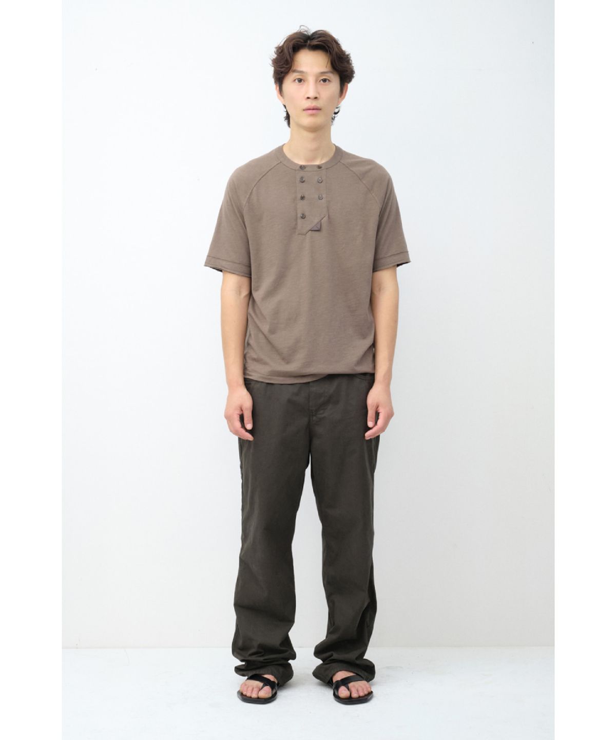 해칭룸(HATCHINGROOM) Shield Pants Herringbone Stripe Dyed Dark Khaki