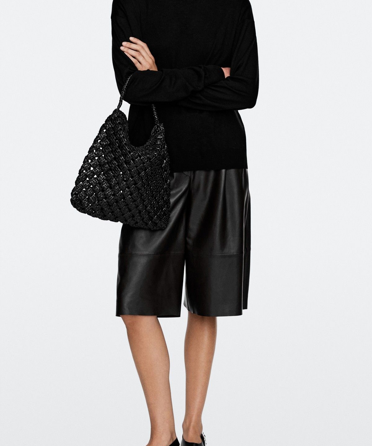 마시모두띠(MASSIMO DUTTI) 미디움 브레이디드 나파 가죽 백