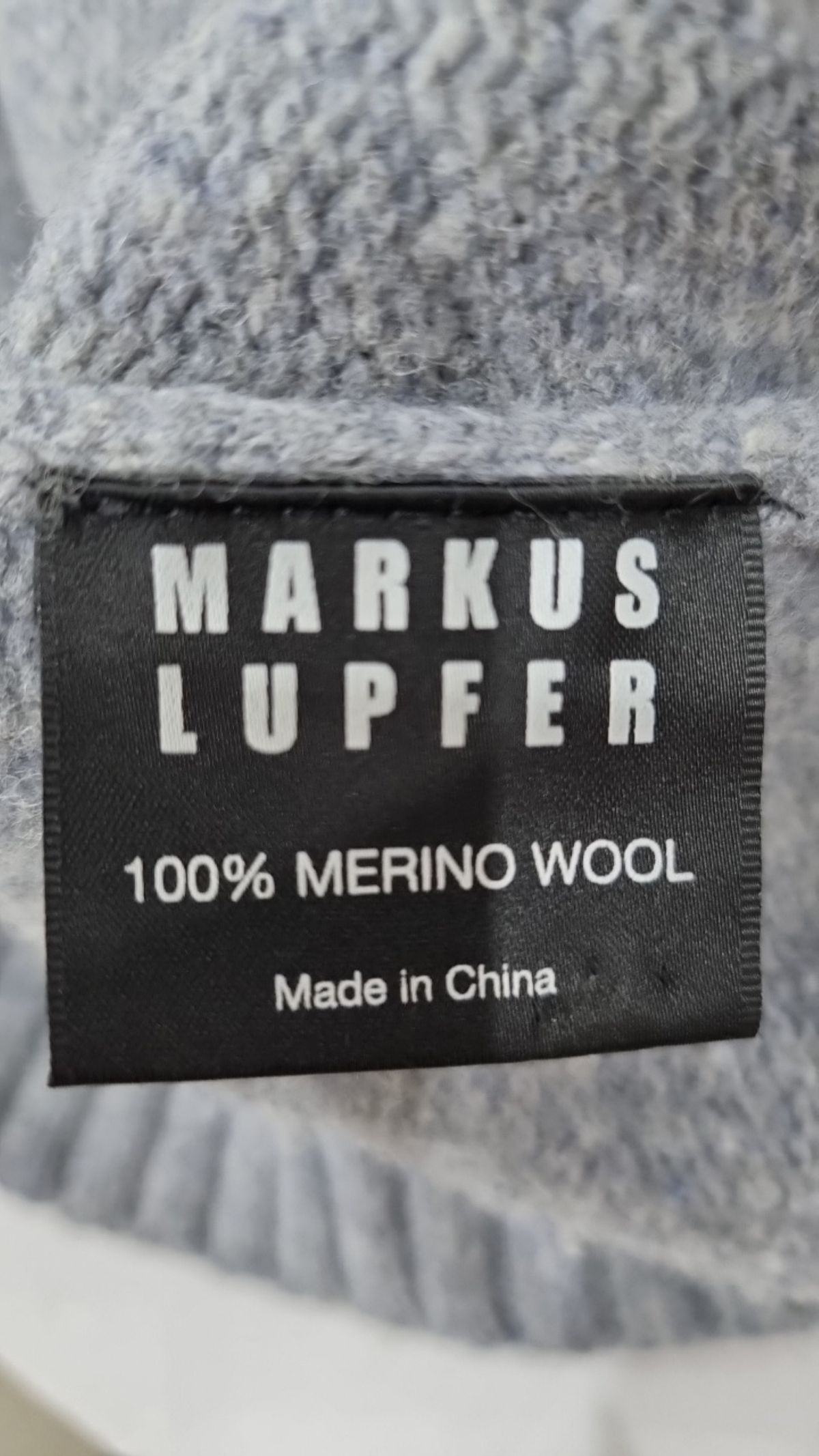 마커스루퍼(MARKUS LUPFER) 니트/스웨터
