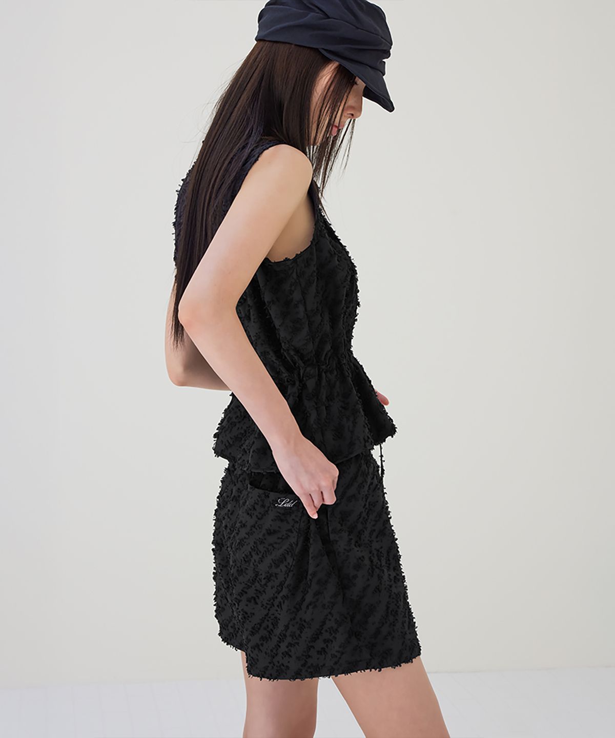 런던다다(LONDONDADA) Fringe Pintuck Frill Blouse, BLACK