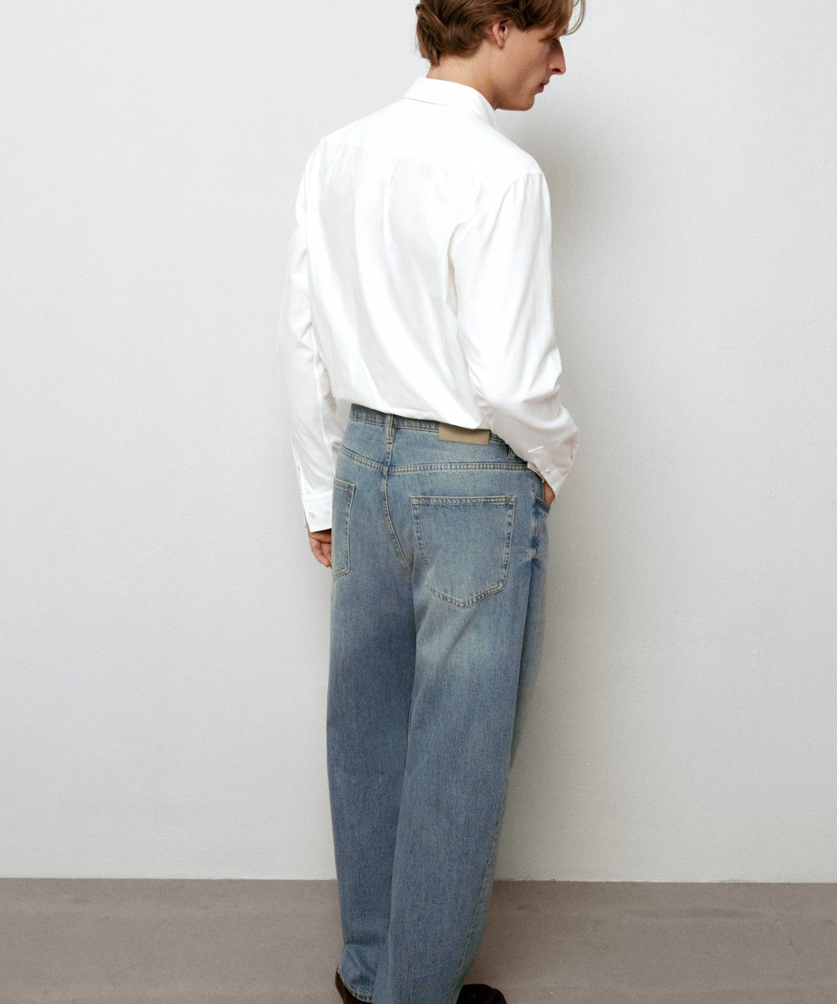 마시모두띠(MASSIMO DUTTI) 배럴 핏 진