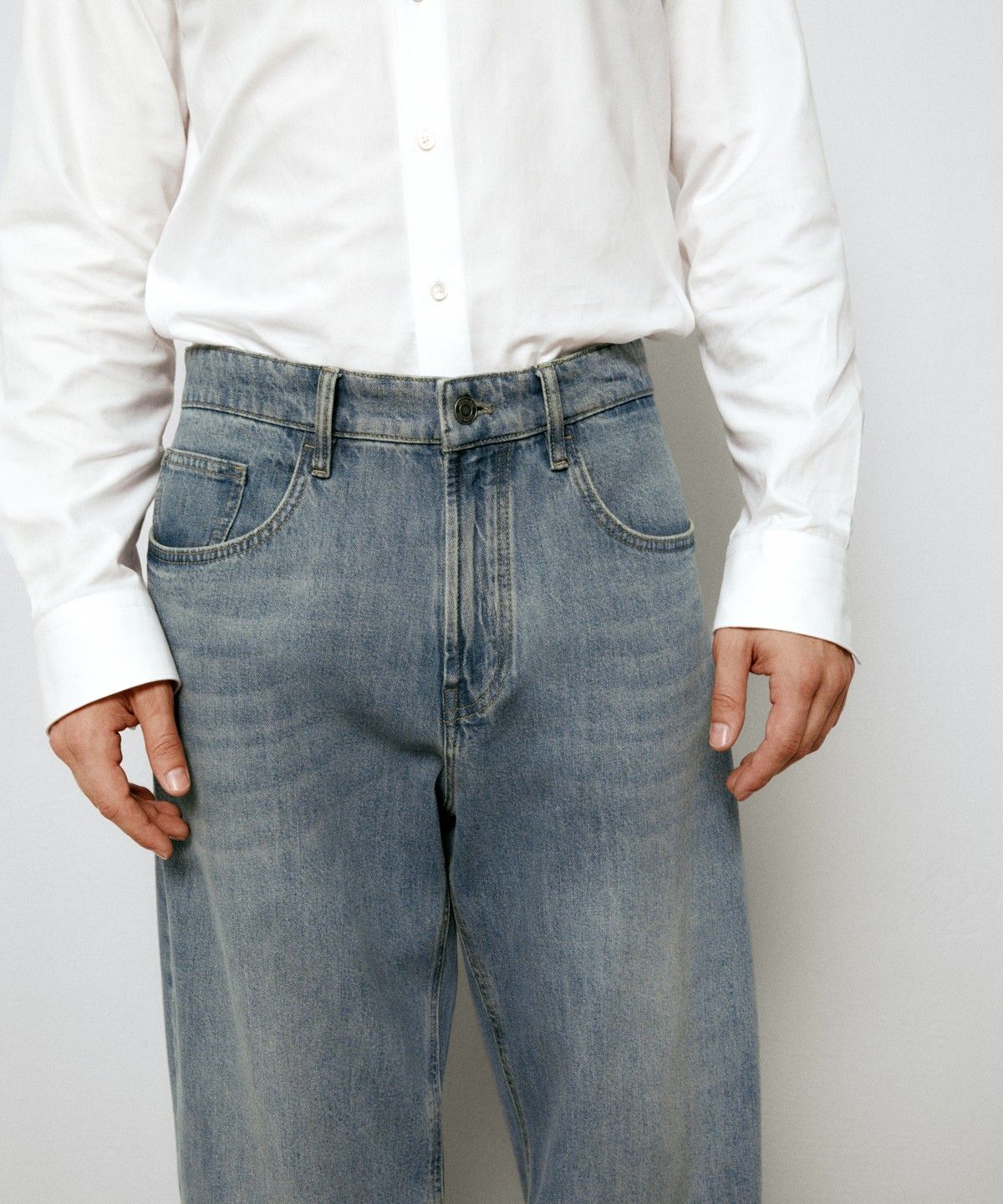 마시모두띠(MASSIMO DUTTI) 배럴 핏 진