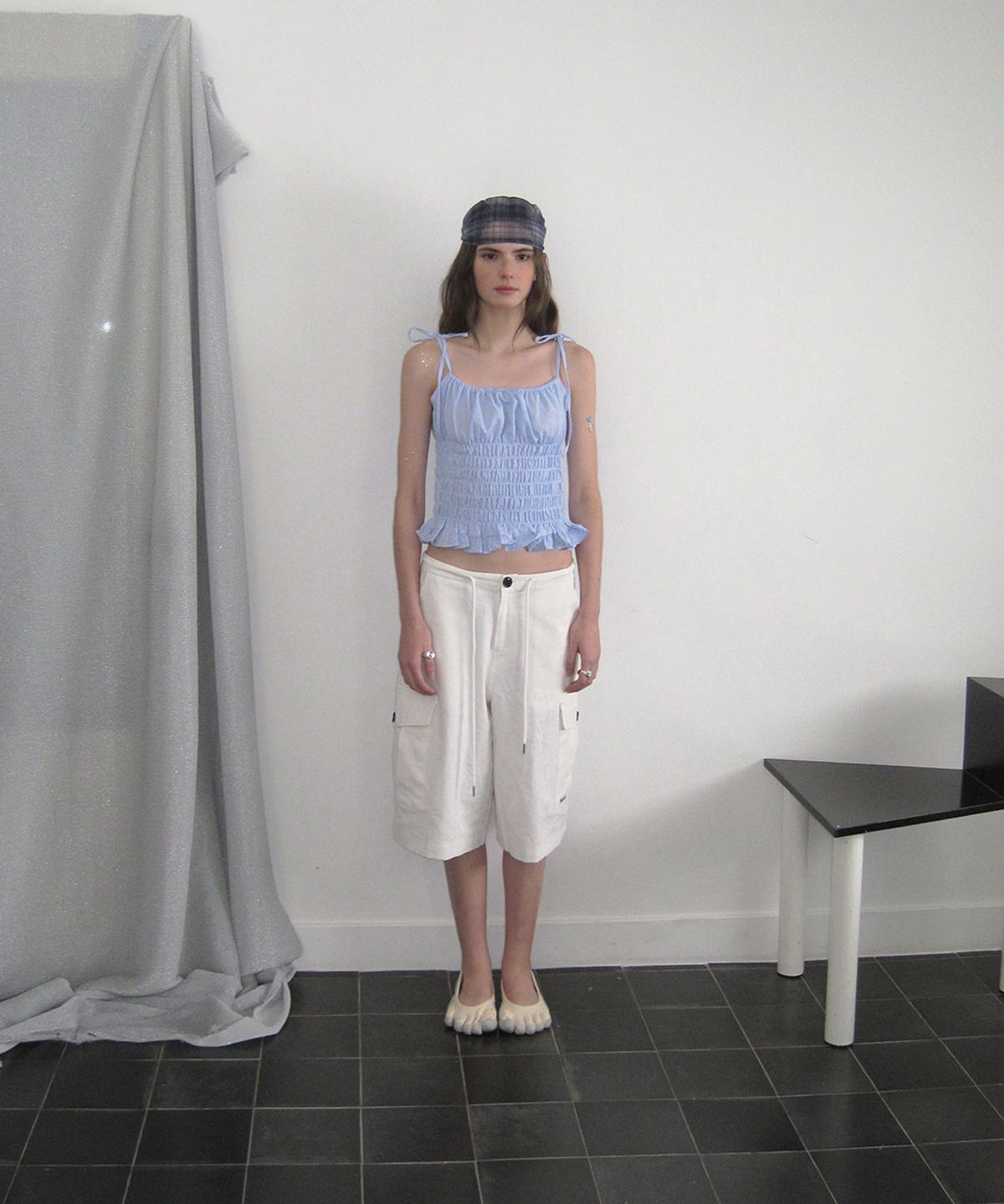 어패럴아카이브(APPAREL ARCHIVE) Marina gingham smocked top - Skyblue