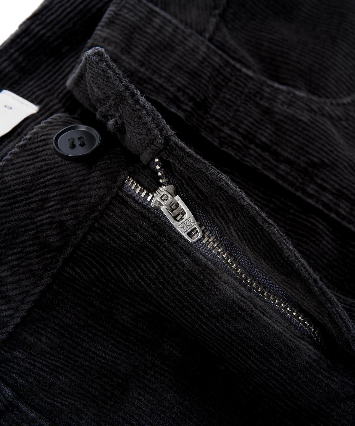 페플리(PEPLEE) Corduroy Mini Pocket Boots Cut Pants (Black)