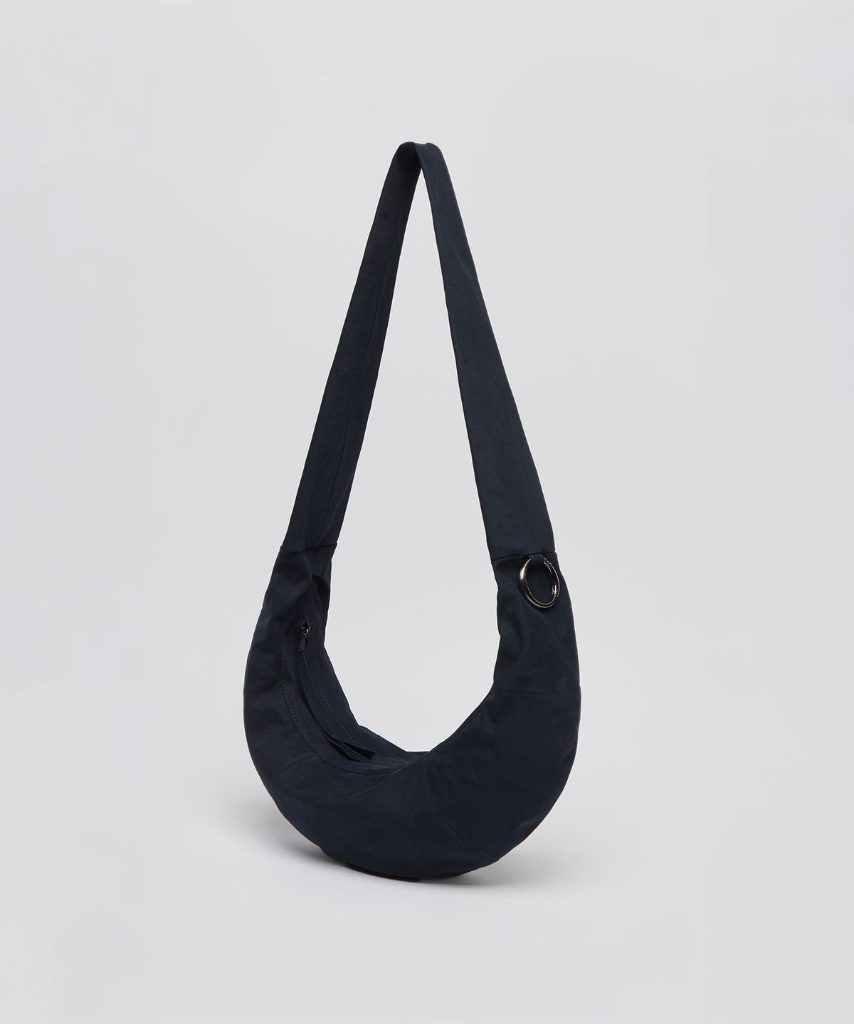 아카이브앱크(ARCHIVEPKE) Small fling hobo fabric bag(Navy)_OVBRX26351NAY