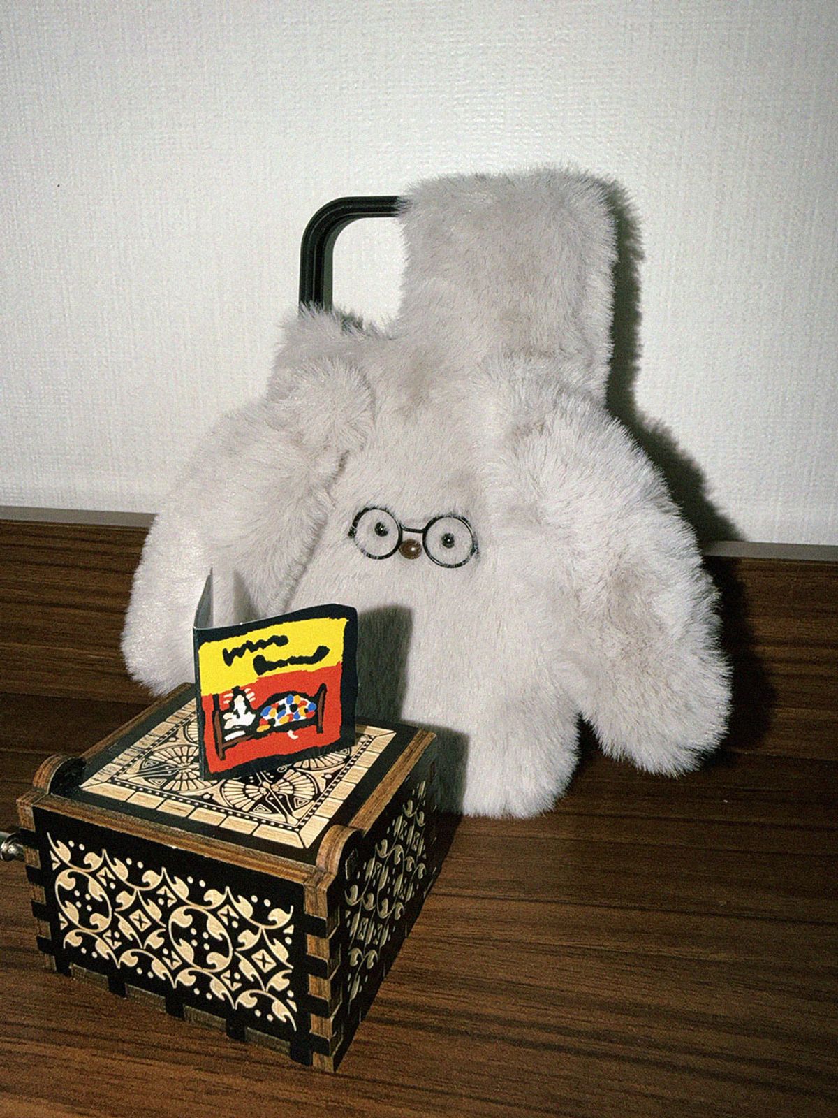 퍼즈퍼즈(FUZZFUZZ) Oliver 올리버 그레이 토끼 아이폰 갤럭시 케이스