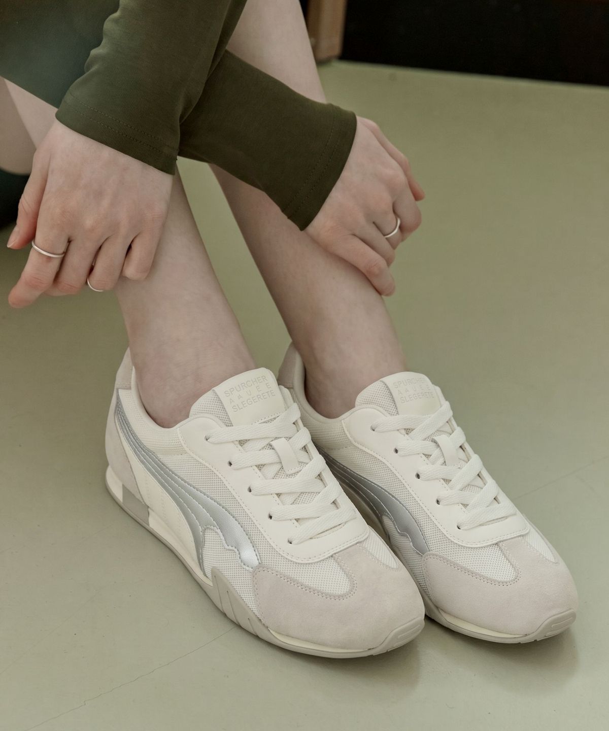 스퍼(SPUR) Tide Real Leather Softly Sneakers 소가죽 스니커즈 2.5cm -WS9048 (2color)