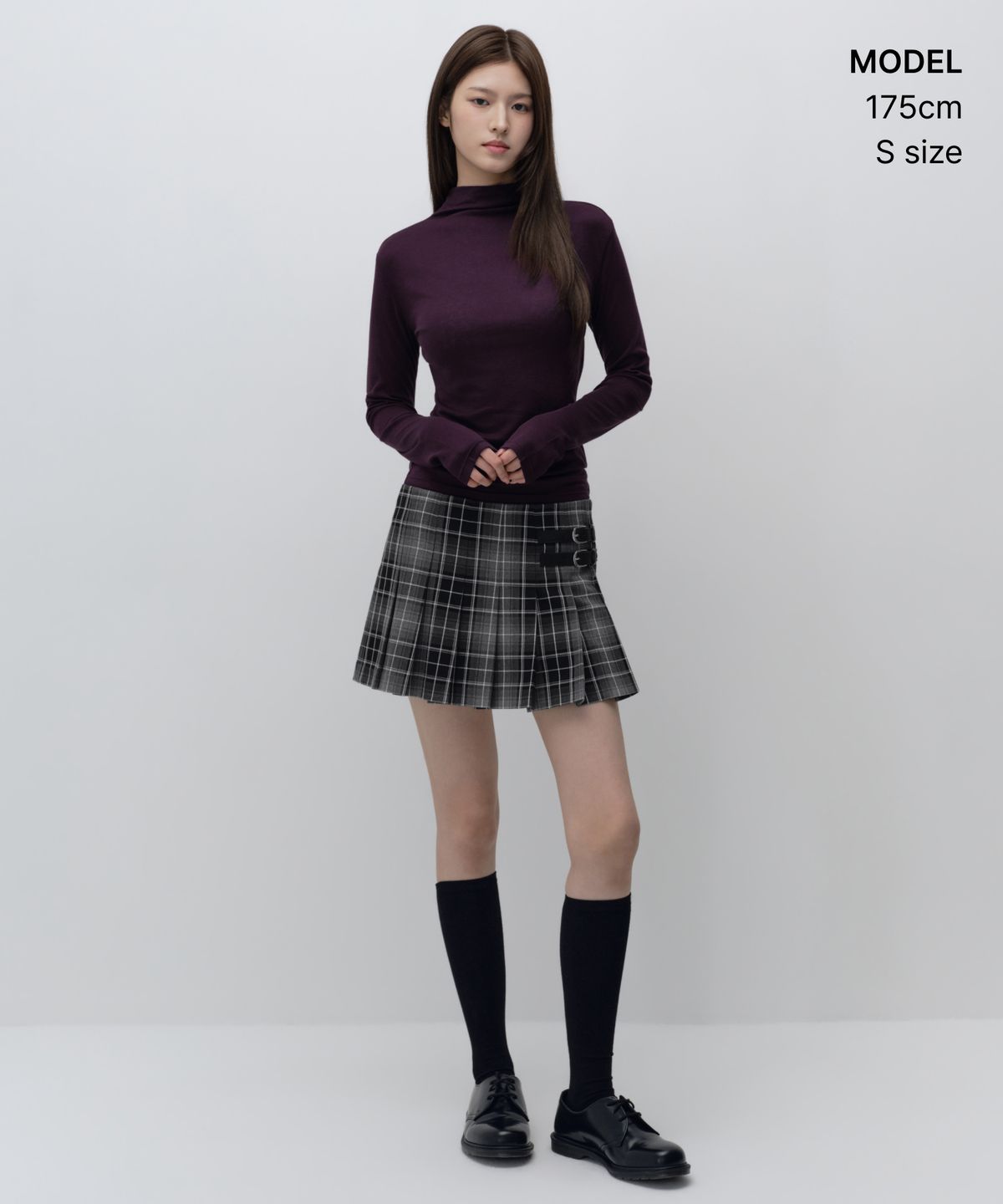 무신사 스탠다드 우먼(MUSINSA STANDARD WOMAN) 우먼즈 시어 울 텐셀 터틀 넥 긴소매 티셔츠 [다크 퍼플]