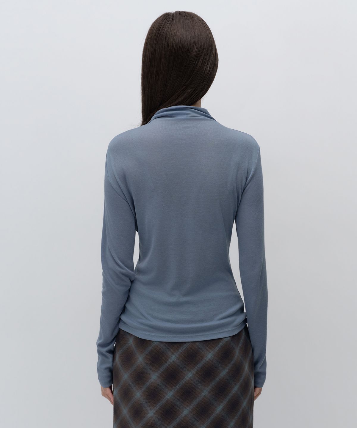 무신사 스탠다드 우먼(MUSINSA STANDARD WOMAN) 우먼즈 시어 울 텐셀 터틀 넥 긴소매 티셔츠 [페일 블루]