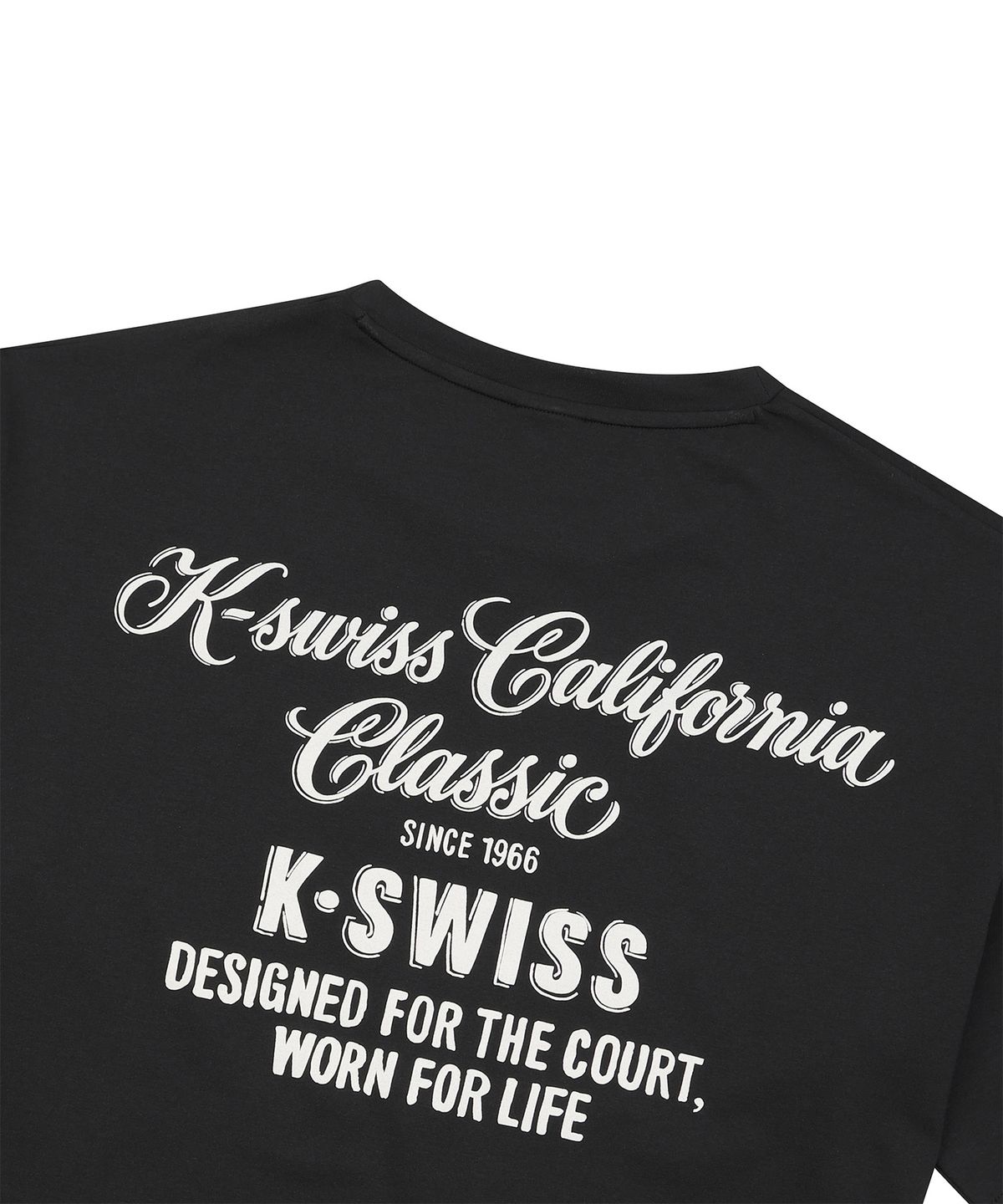케이스위스(K-SWISS) 캘리포니아 레터링 반팔 티_1KSTSMV911BK