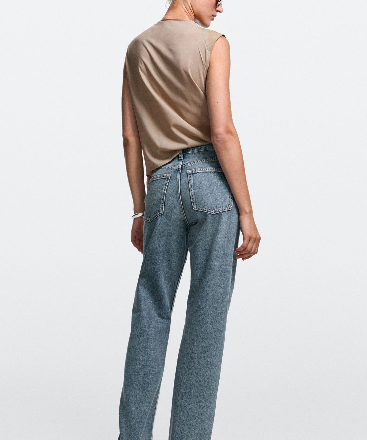 마시모두띠(MASSIMO DUTTI) 미드라이즈 와이드 레그 진