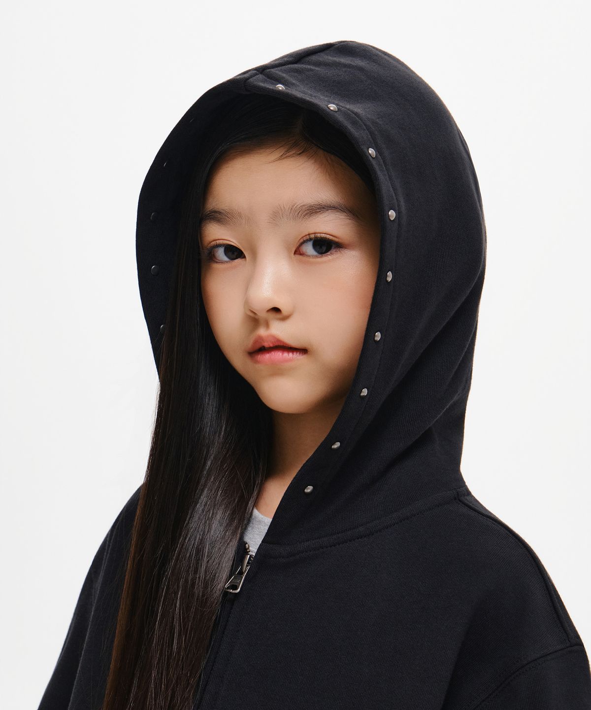 무신사 스탠다드 키즈(MUSINSA STANDARD KIDS) 걸즈 스터드 후디드 스웨트 집업 [블랙]