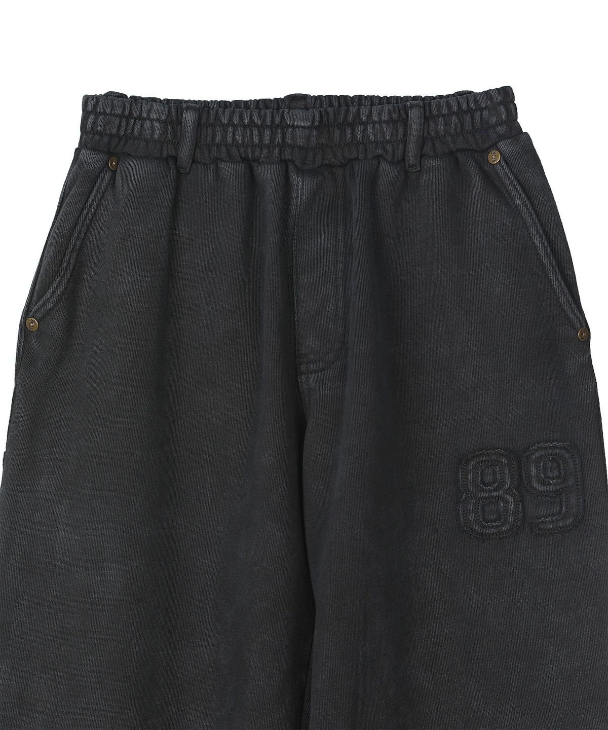 리 키즈(LEE KIDS) 피그먼트 루즈 와이드 스트레이트 스웻 팬츠 차콜 LK2603JP13CH