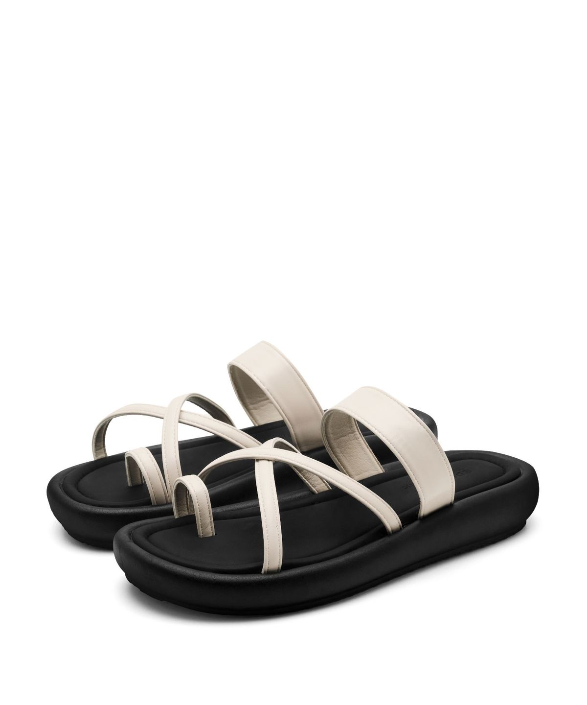 스퍼(SPUR) Goa Flip-Flop Mule Sandal  스트랩 슬리퍼 샌들 3cm -WS9057 (3color)