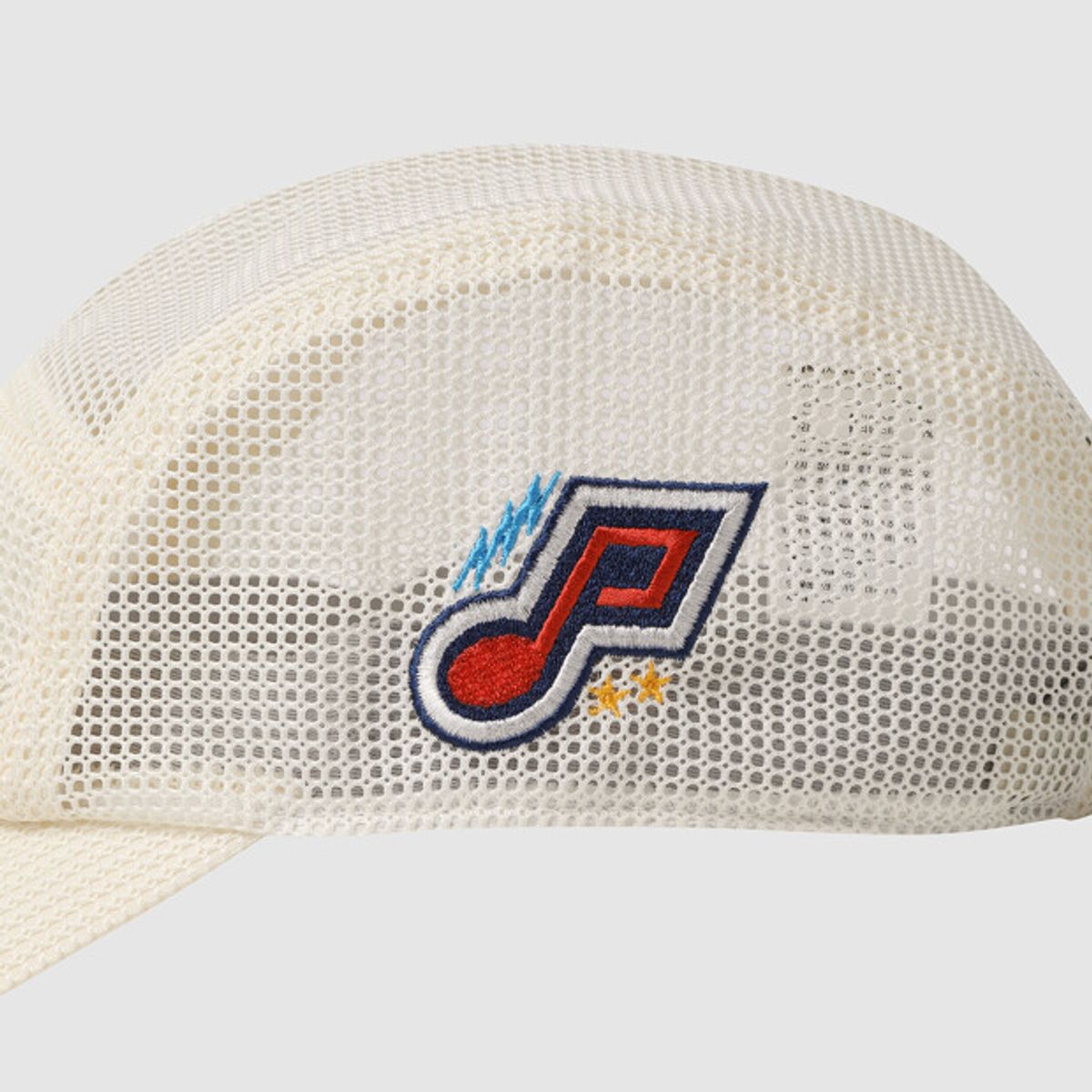엄브로(UMBRO) 2026 PENTAPORT XUMBRO 메쉬 캠프캡 베이지 UR323OCP81