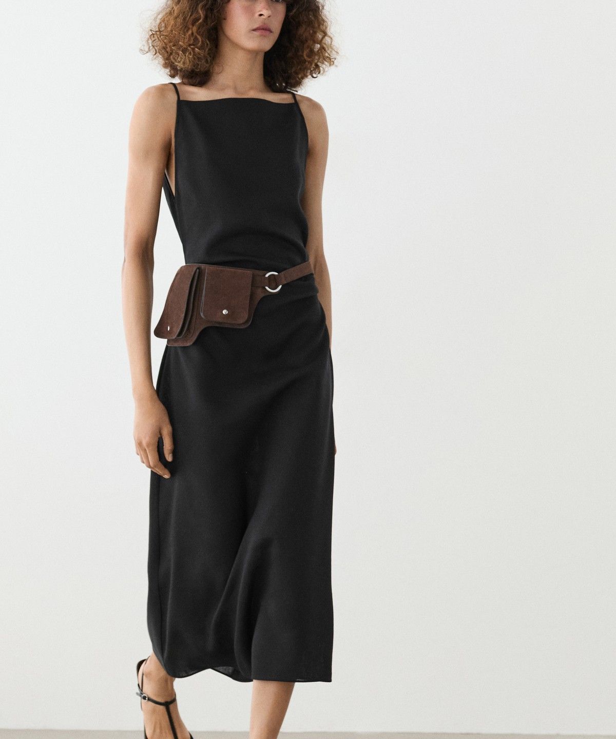 마시모두띠(MASSIMO DUTTI) 린넨 혼방 스트랩 미디 원피스