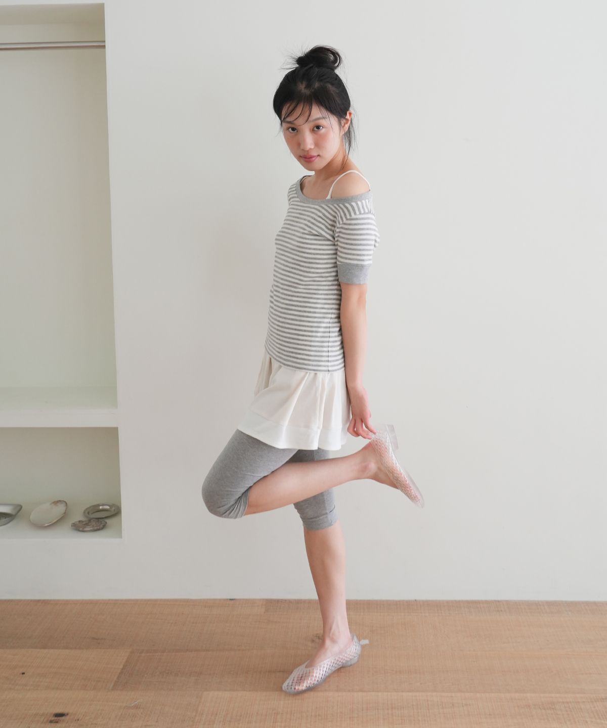 나츠(NAATS) Stripe boat neck t-shirt, melange gray