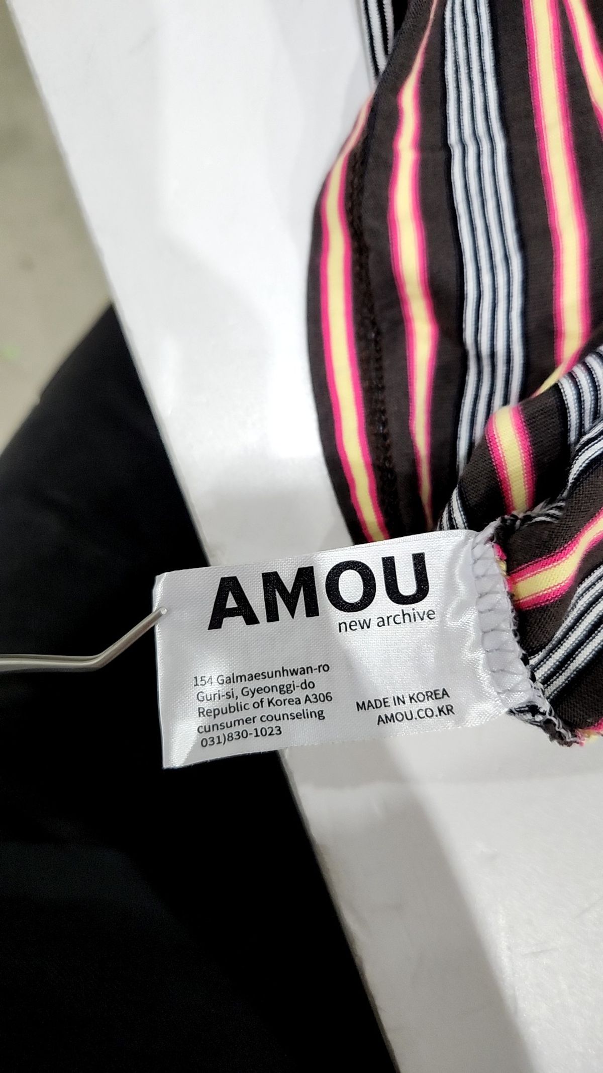 아모우(AMOU) 반소매 티셔츠 1