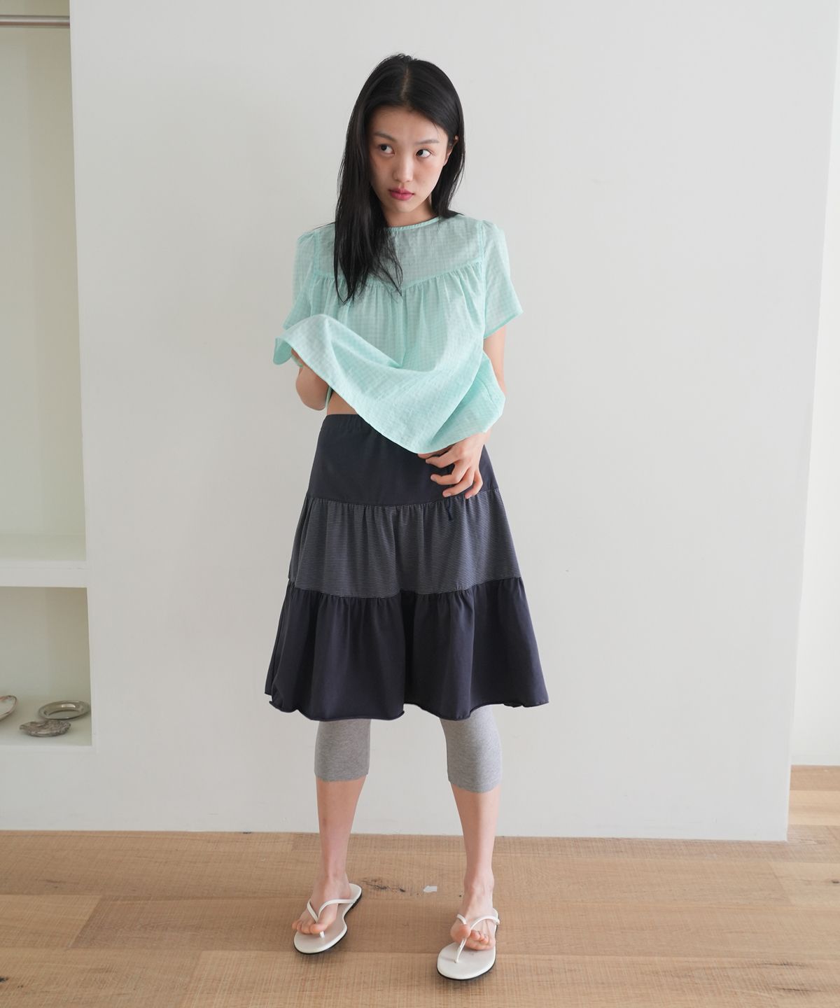 나츠(NAATS) Check shirring half blouse, mint