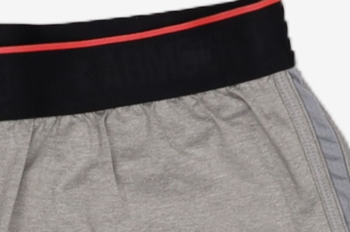 언더아머(UNDERARMOUR) 숏팬츠 S
