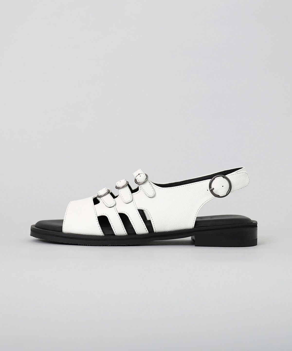 흰(HEENN) Light Rail Sandals . White (W/ Vibram)