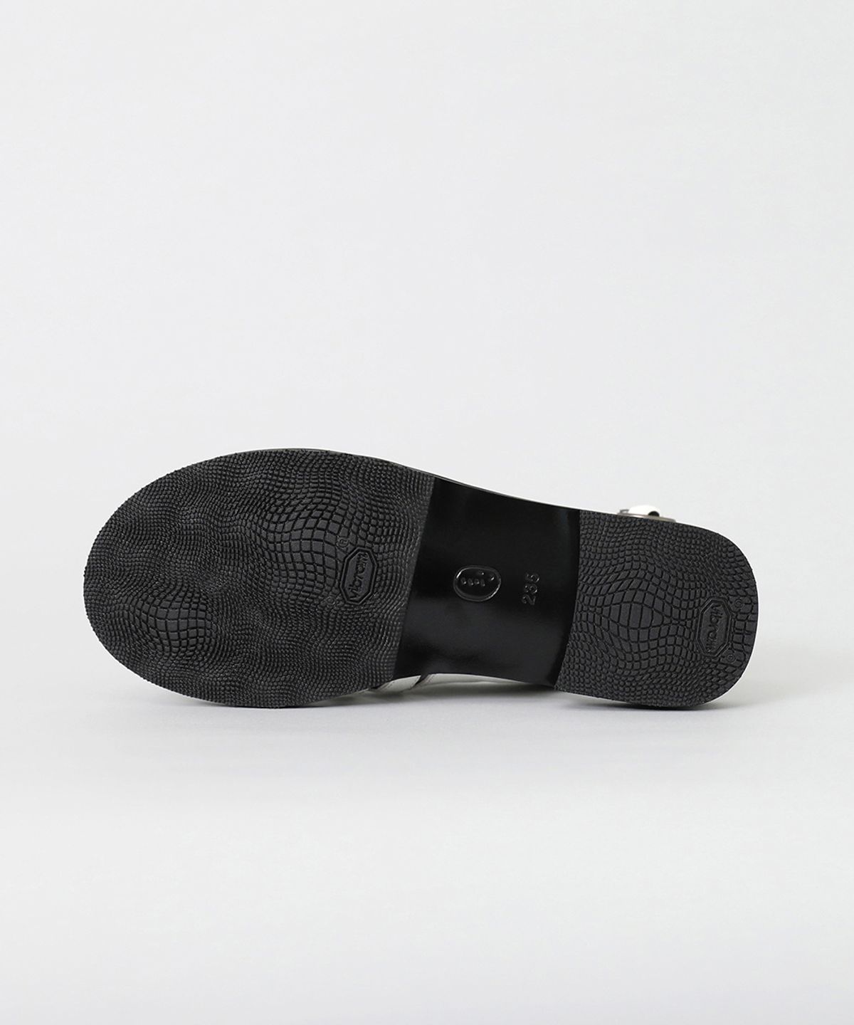 흰(HEENN) Light Rail Sandals . White (W/ Vibram)