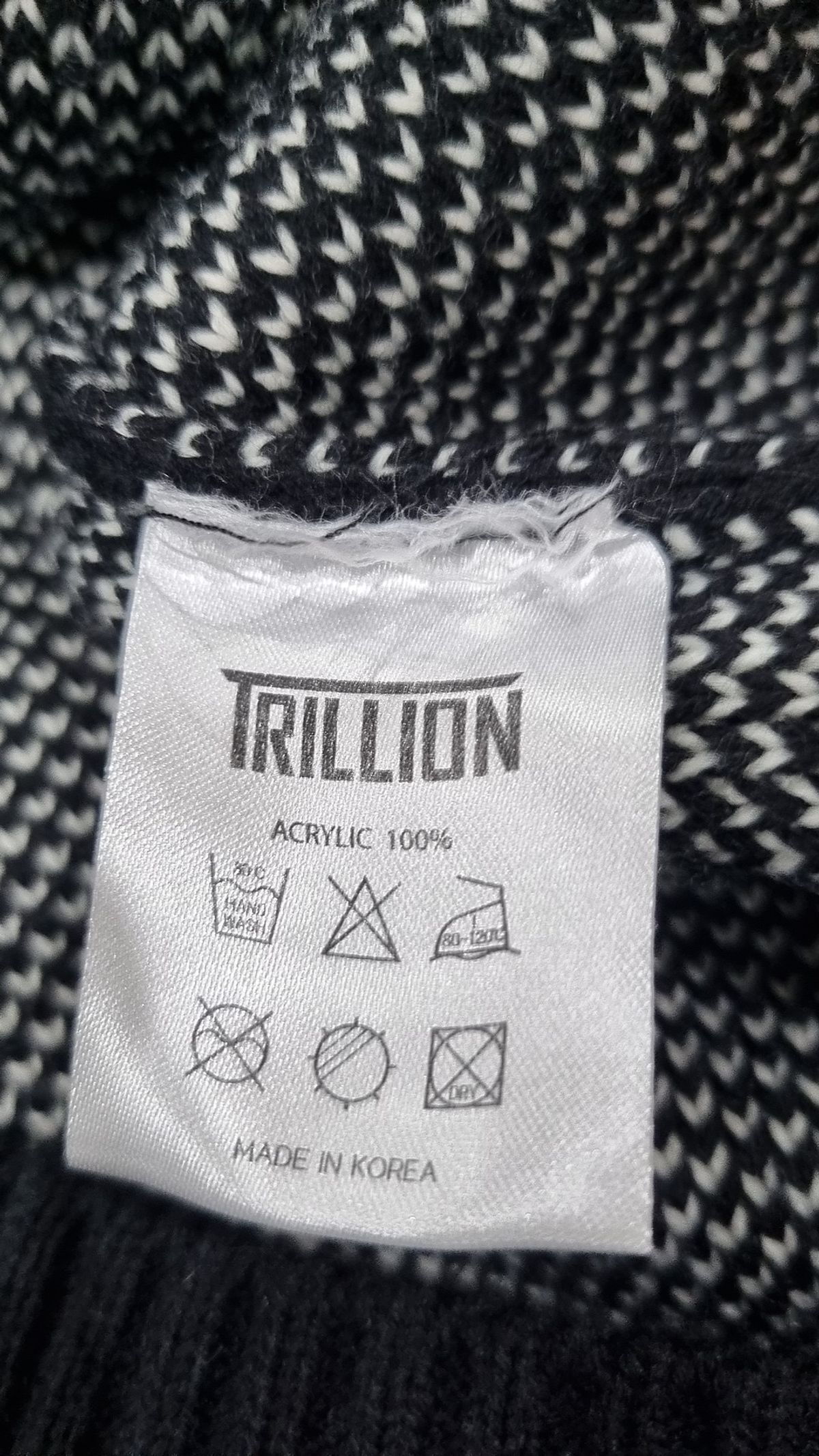 트릴리온(TRILLION) 니트/스웨터 M
