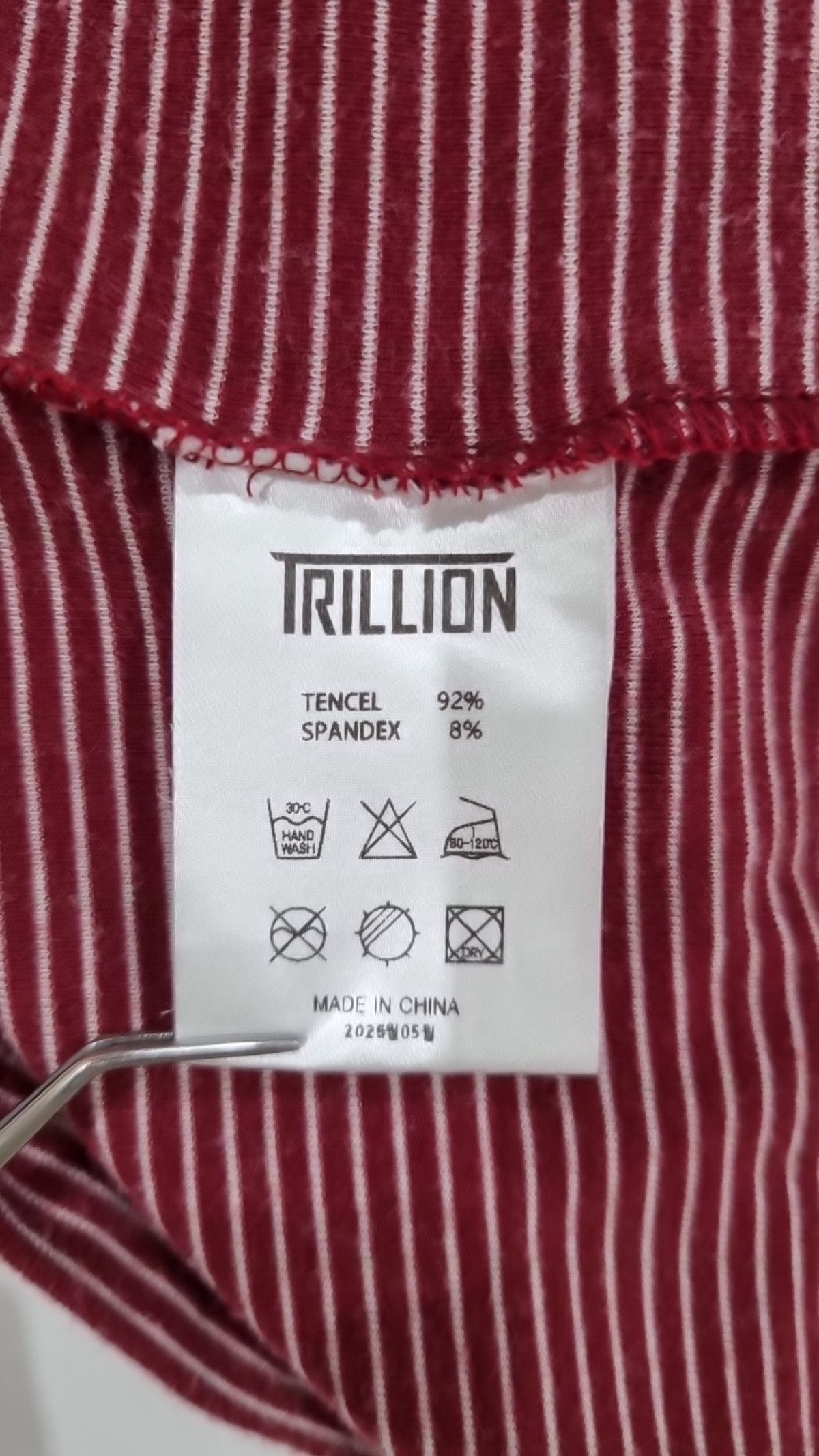 트릴리온(TRILLION) 반소매 티셔츠 M