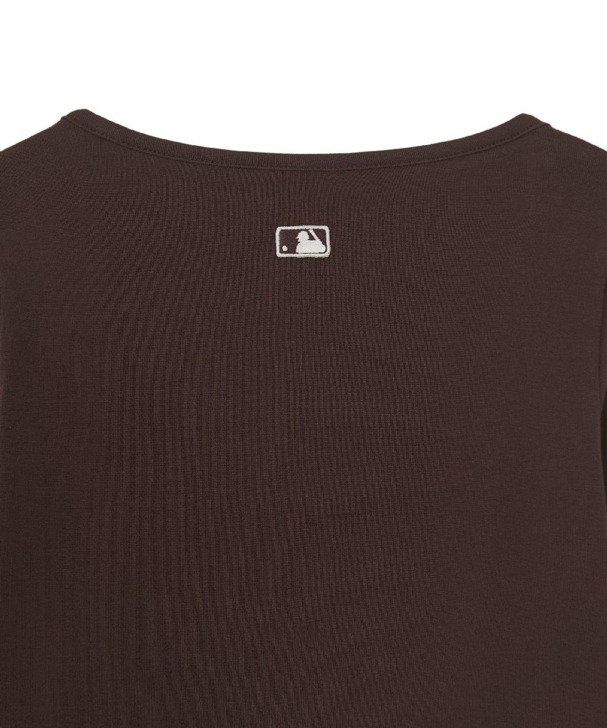 엠엘비(MLB) 여성 베이직 슬림 세미크롭 스퀘어넥 긴팔 티셔츠 SF (D.Brown)