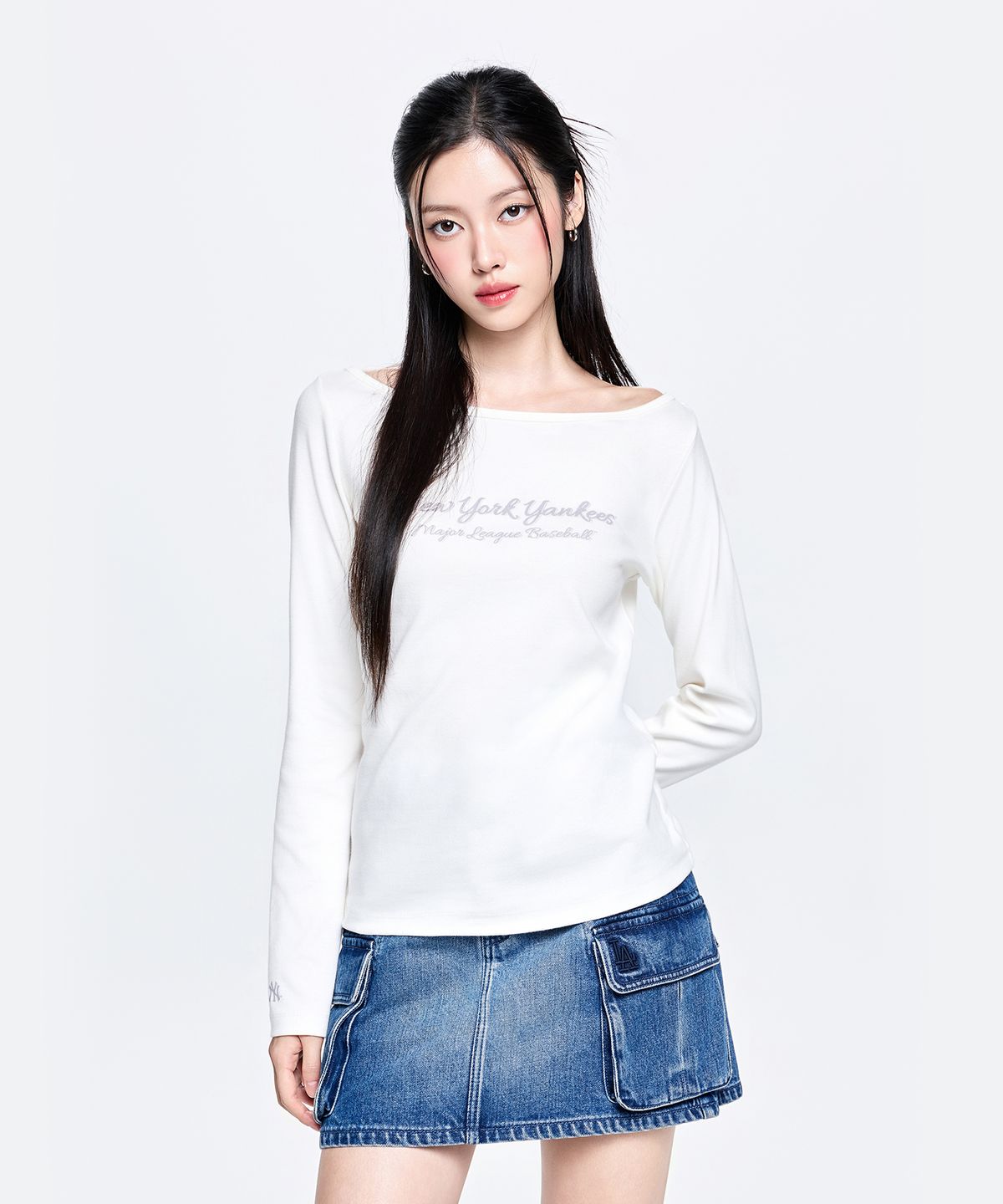 엠엘비(MLB) 여성 보트넥 레터링 긴팔 티셔츠 NY (Cream)