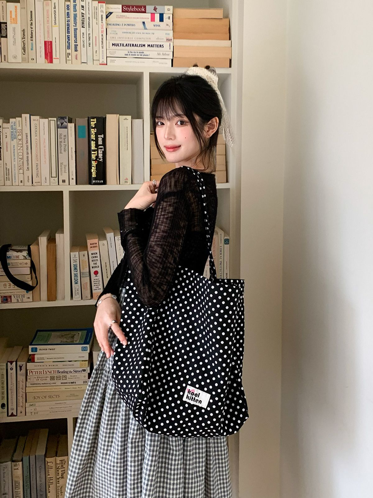 쿨키튼(KOOLKITTEN) NY 믹스 도트 쇼퍼백 (BLACK)