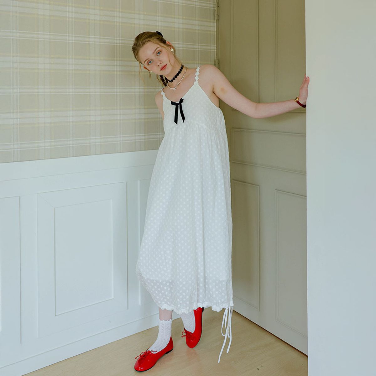 쎄무아듀(CEST MOIDEW) Cest_Floral embroidery ribbon dress_WHITE