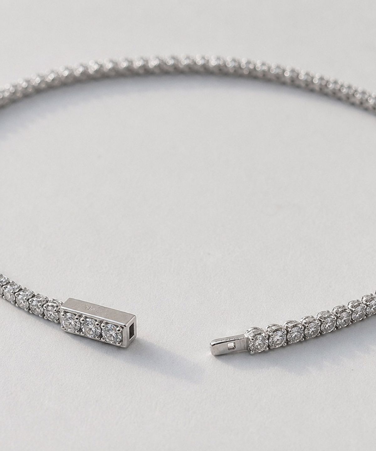 엘렌쥬얼리(HELENE JEWELRY) 14K 18K 랩 다이아몬드 2mm 4프롱 엘렌 테니스 금 팔찌
