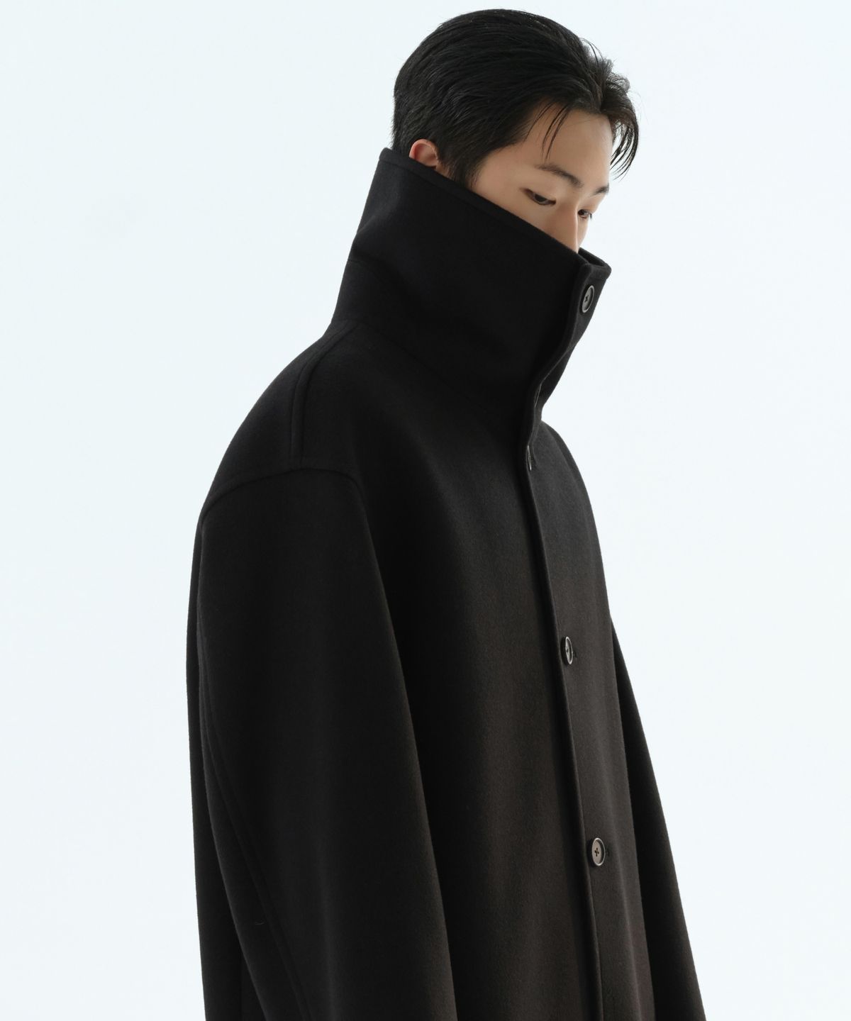 무신사 스탠다드(MUSINSA STANDARD) 울 블렌드 오버사이즈 퍼넬 넥 코트 [블랙]