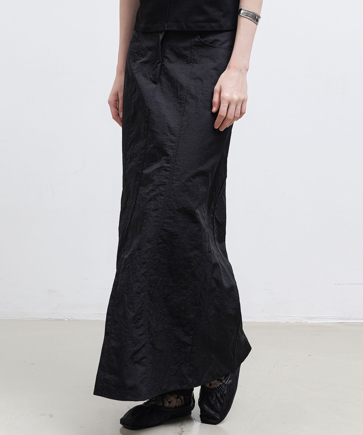 닉앤니콜(NICK&NICOLE) PANEL LONG SKIRT_BLACK