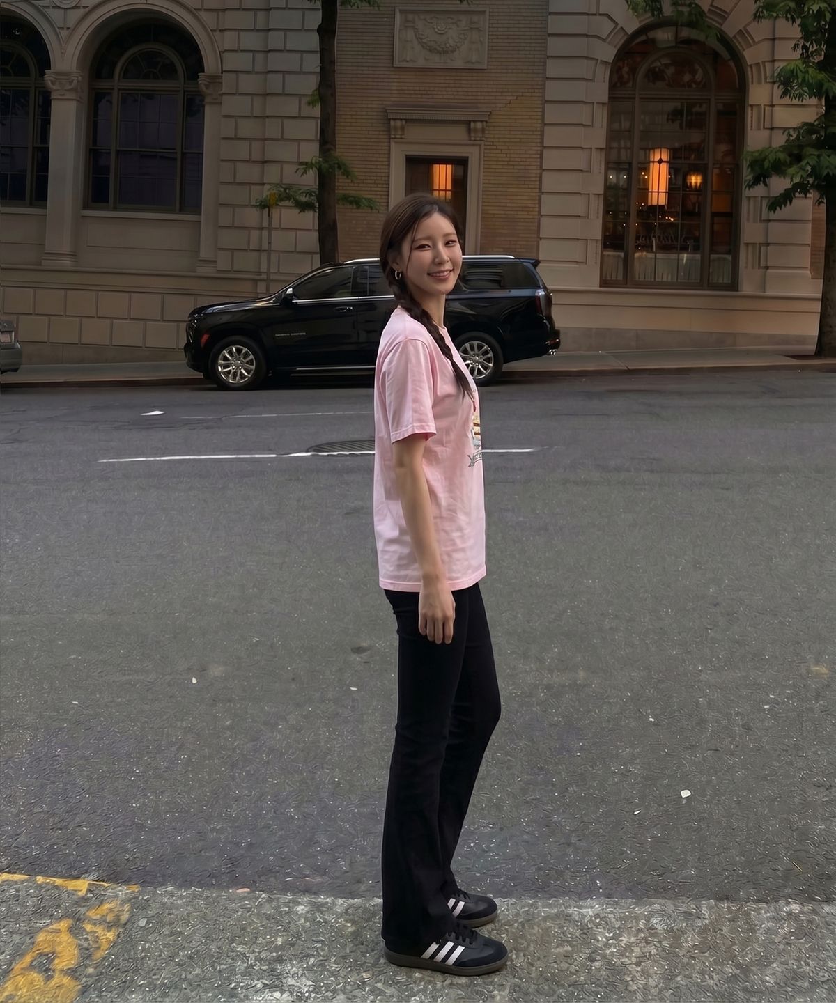 블레티(VLETI) Cotton Oversized Lettering&Cake Print Tee (pink)
