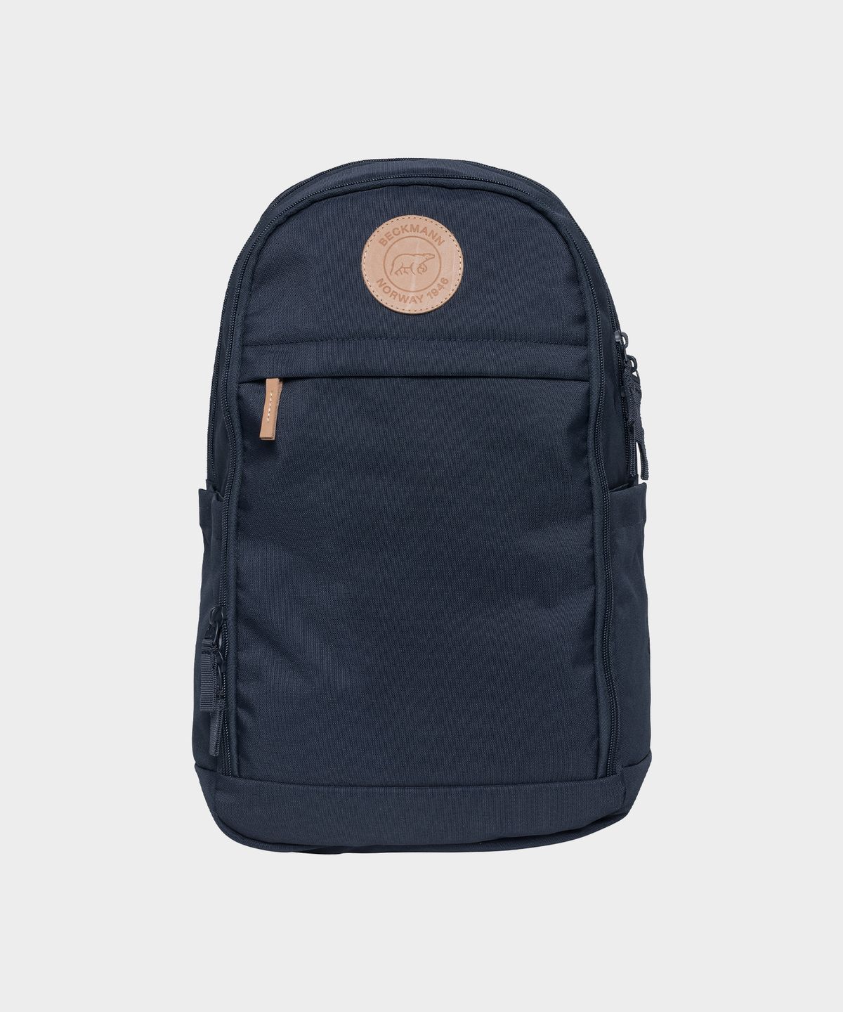 베크만(BECKMANN) 어반 백팩 30L 다크블루