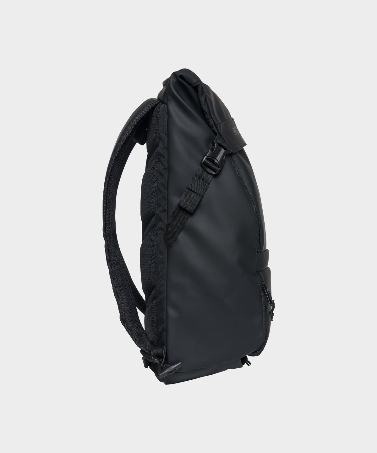 베크만(BECKMANN) 스트리트 라이트 백팩 22L 블랙