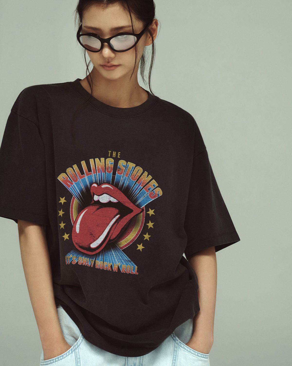아크메드라비(ACME DE LA VIE) ROLLING STONES ROCK & ROLL SHORT SLEEVE T-SHIRT