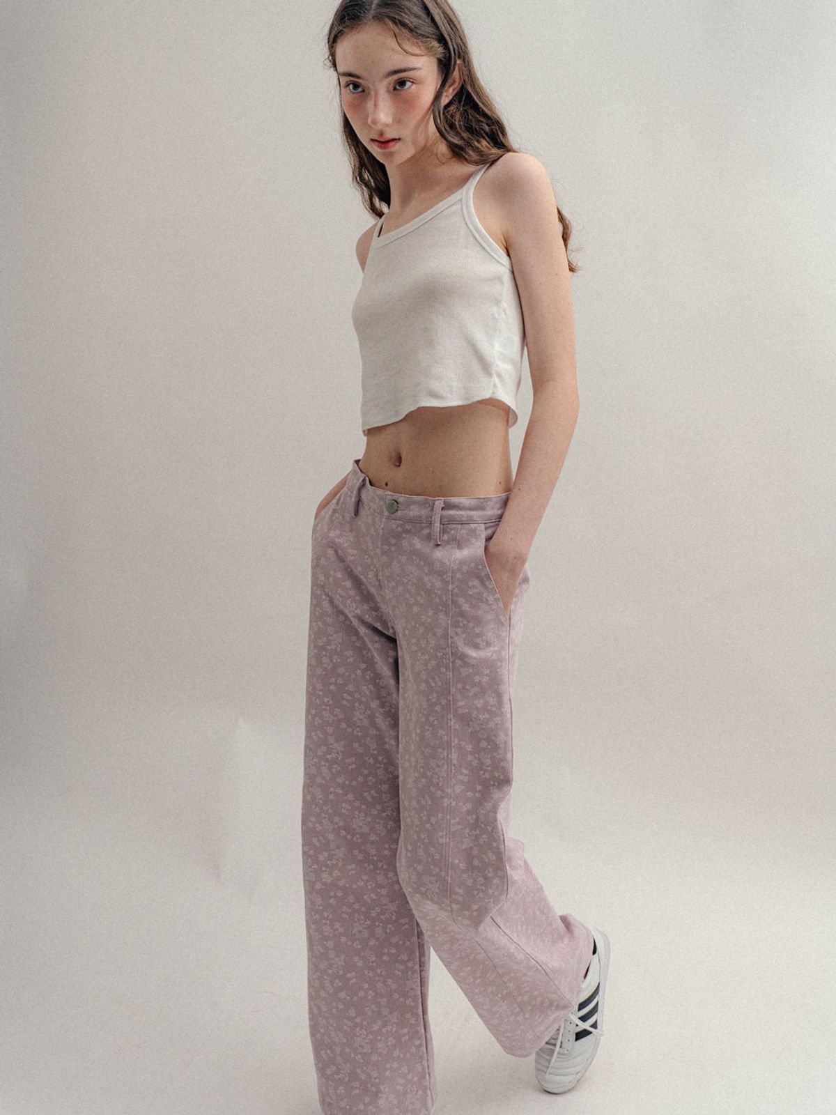 비수스(VISUS) Rib Crop Sleeveless_White