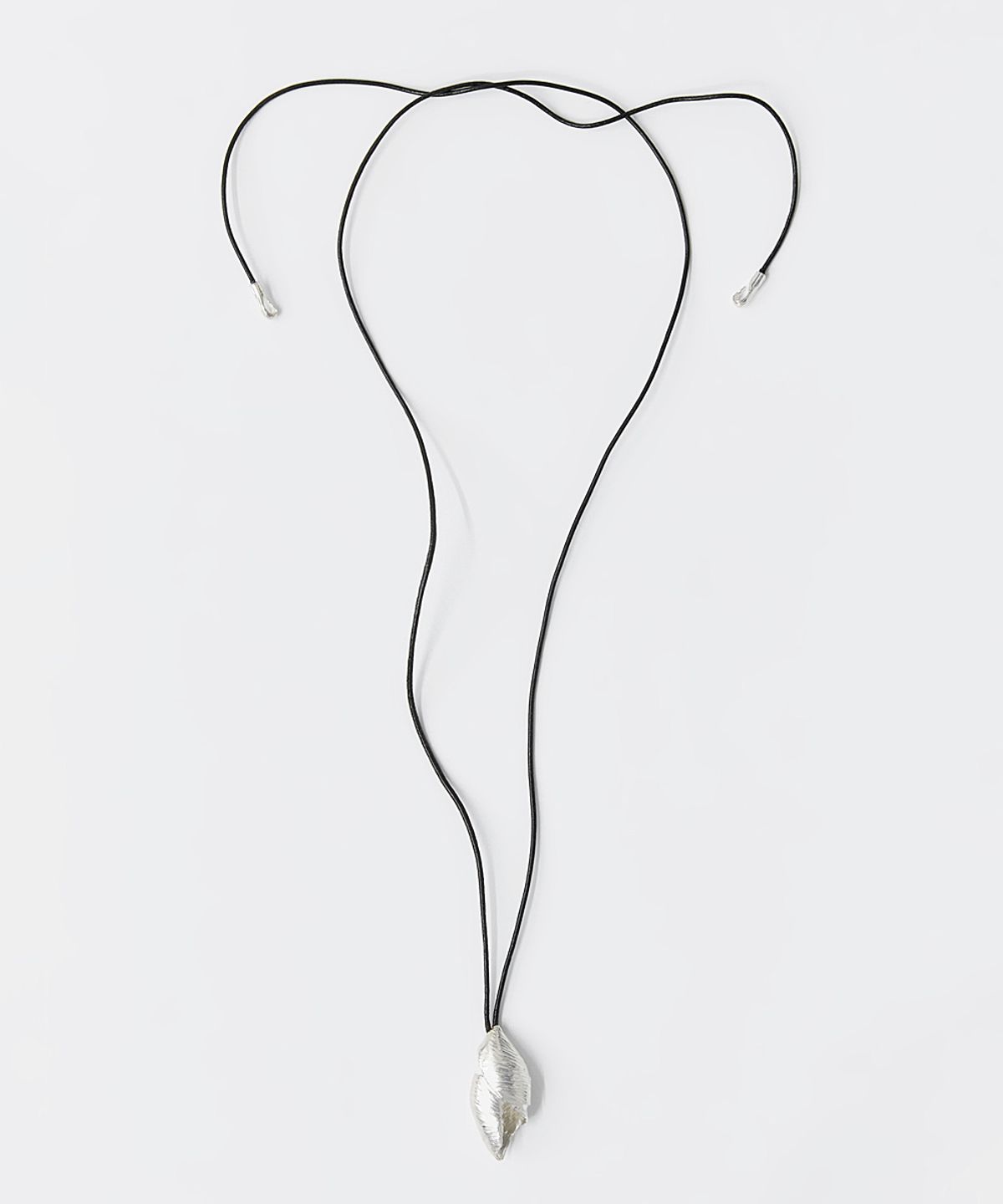 러프사이드 화이트라벨(ROUGH SIDE WHITE LABEL) Cuddle Leaf Pendant Necklace Silver 925