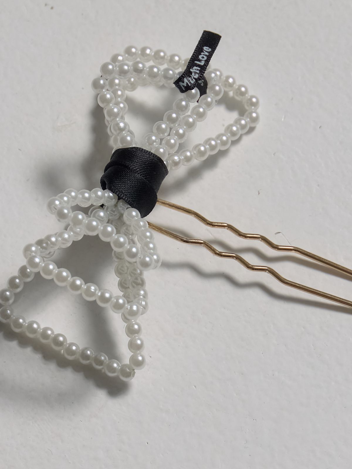 쏘리, 투 머치 러브(SORRY, TOO MUCH LOVE) Pearl Beaded Bow Hair Stick_Ivory
